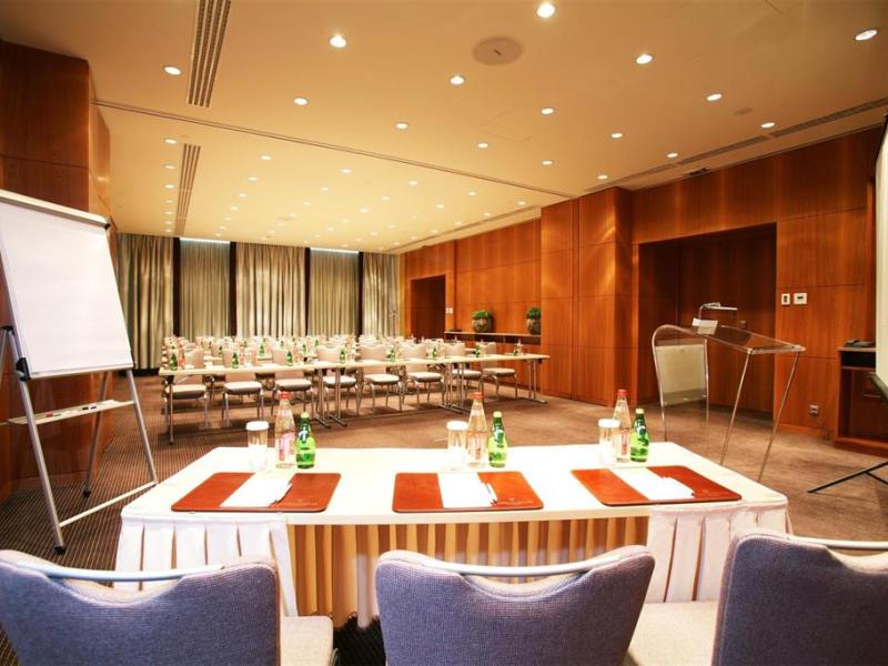 Сафмар Палас Москва