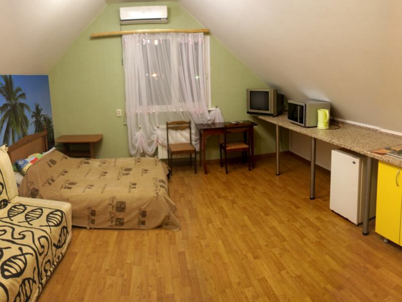 Юлия (Курортный проспект)