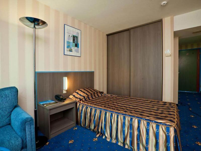 Молния Ямал Курортный Комплекс