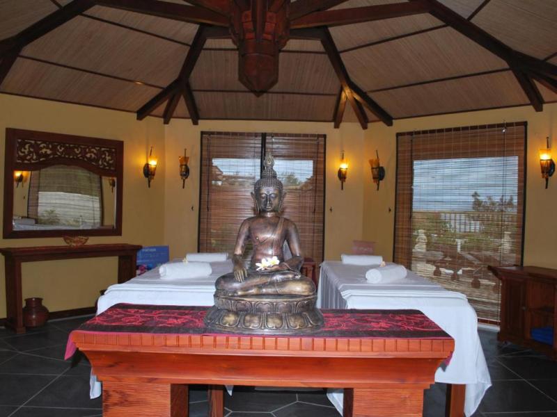 Aanari Hotel & Spa