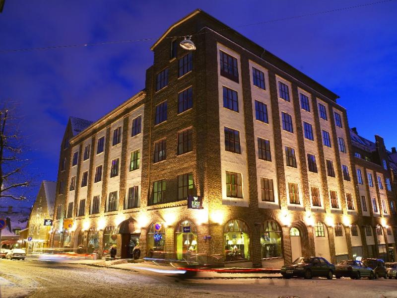 First Hotel Marin