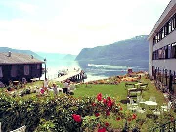 Leikanger Fjord Hotel