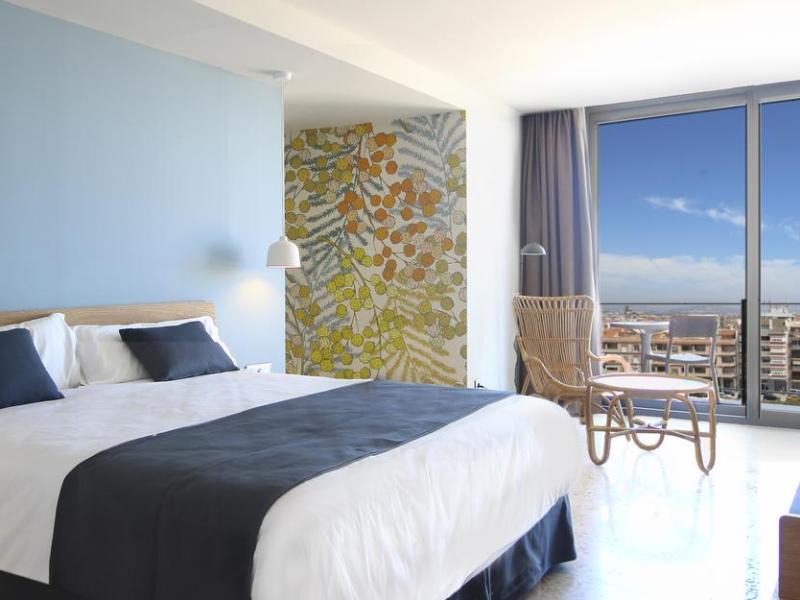 Aqua Hotel Silhouette & Spa