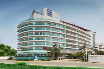 Отель Royal Beach View Suites Pattaya Тайланд, Паттайя Бич Роад, фото 1