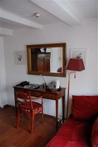 Amsterdam House Hotel