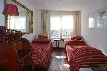 Amsterdam House Hotel