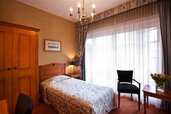 Best Western  Delphi Hotel