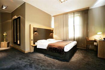 Best Western  Delphi Hotel