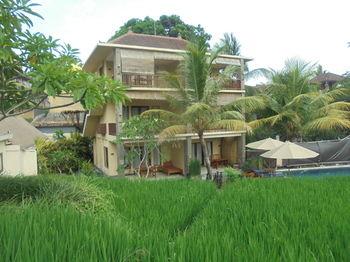 Biyukukung Suites & Spa