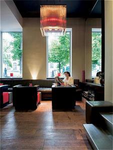 Hotel Derlon