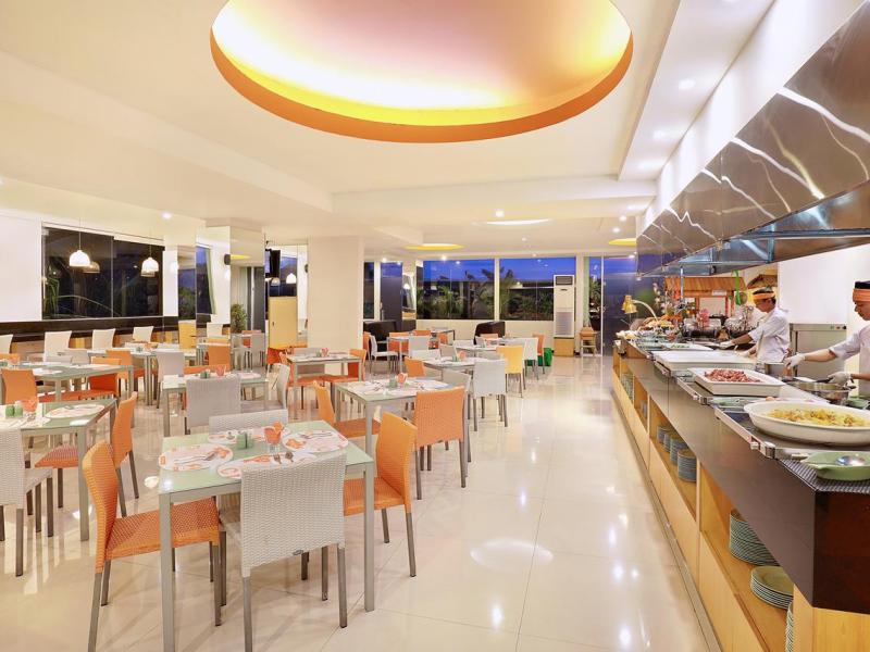 Harris Hotel & Residences Riverview Kuta