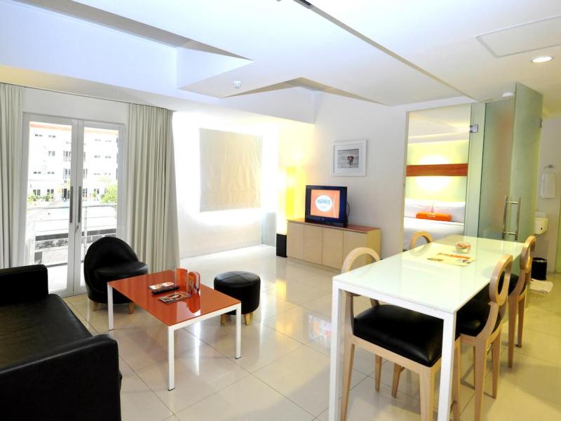 Harris Hotel & Residences Riverview Kuta