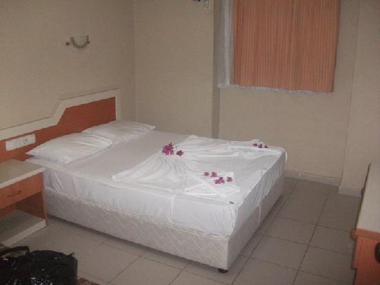 Bellacasa Suites & Club