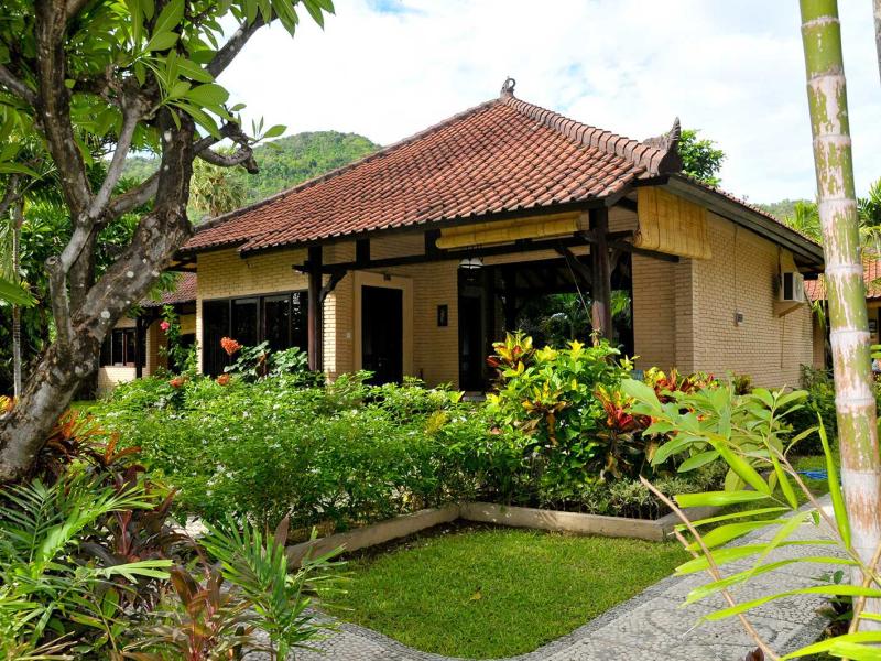 Hidden Paradise Cottages