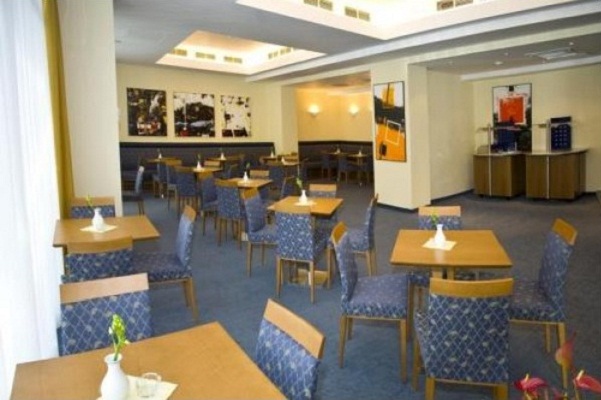 Starlight Suites Hotel Bucharest