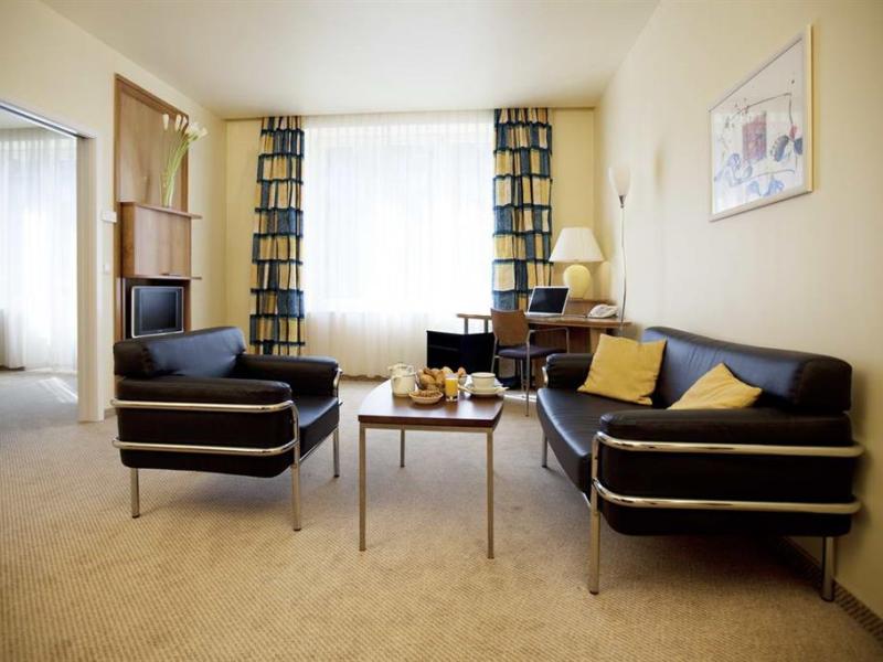 Starlight Suites Hotel Bucharest