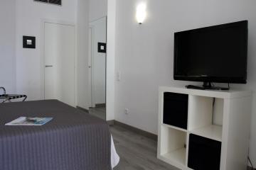 Отель Atenea Calabria Испания, Барселона, фото 13