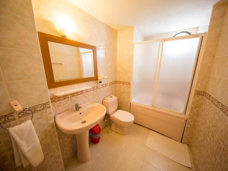 Tuntas Suites Altinkum