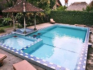 Ayu Beach Inn