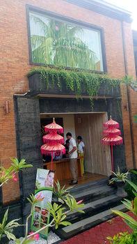 Satriya Cottage