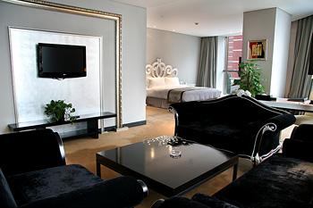 Ramada Parkside