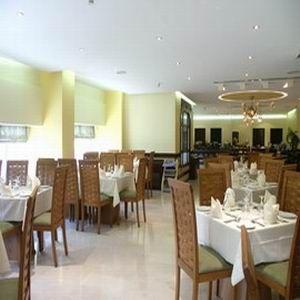 Belle Vue Hotel & Trade Center