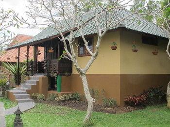 Tanah Merah Art Resort