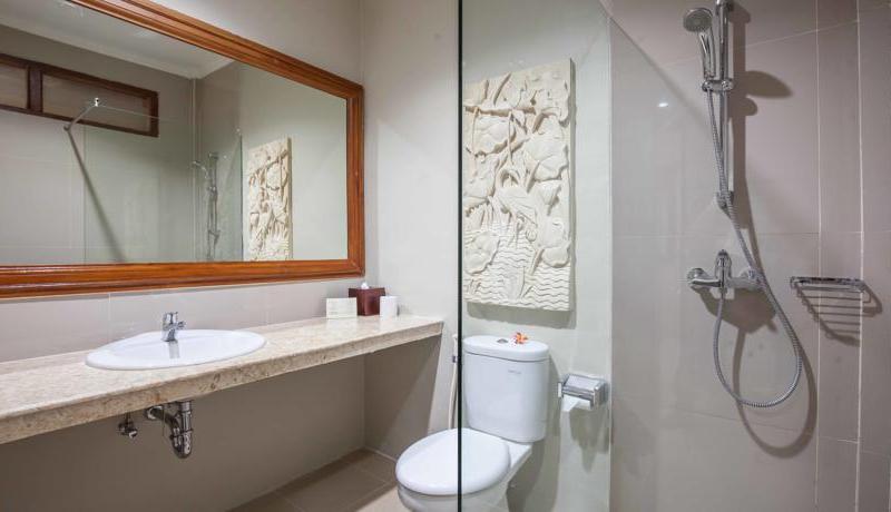 Vila Shanti Beach Hotel