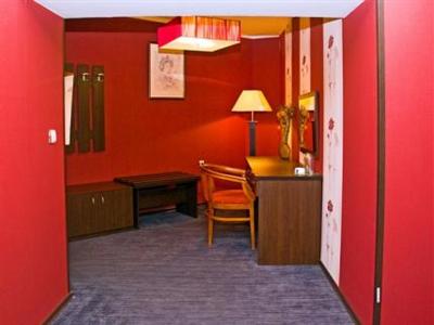 Maxim Boutique Hotel
