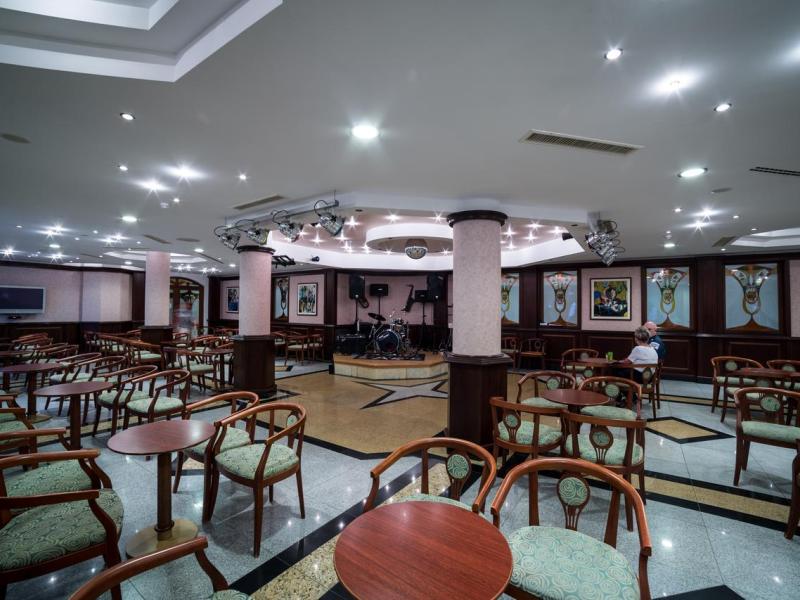 Royal Palace Helena Park