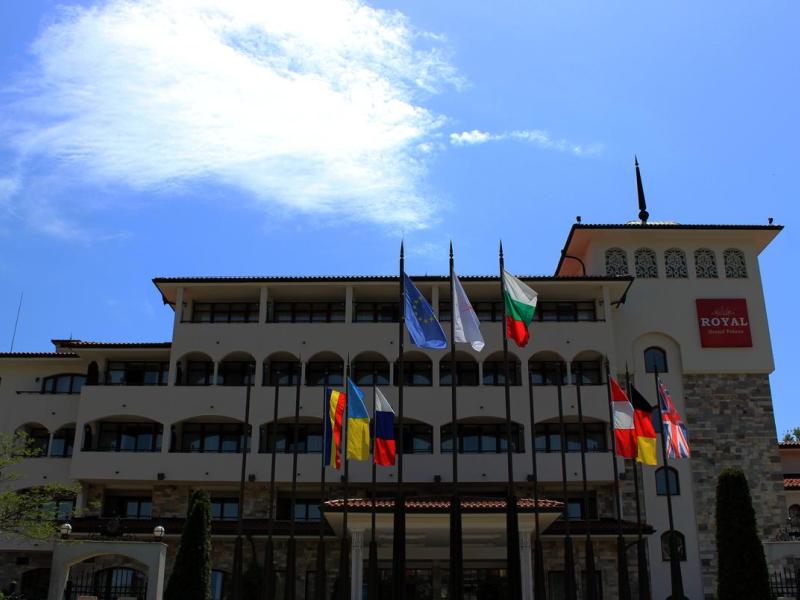 Royal Palace Helena Park