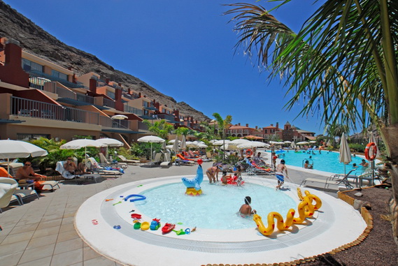 Cordial Mogan Valle