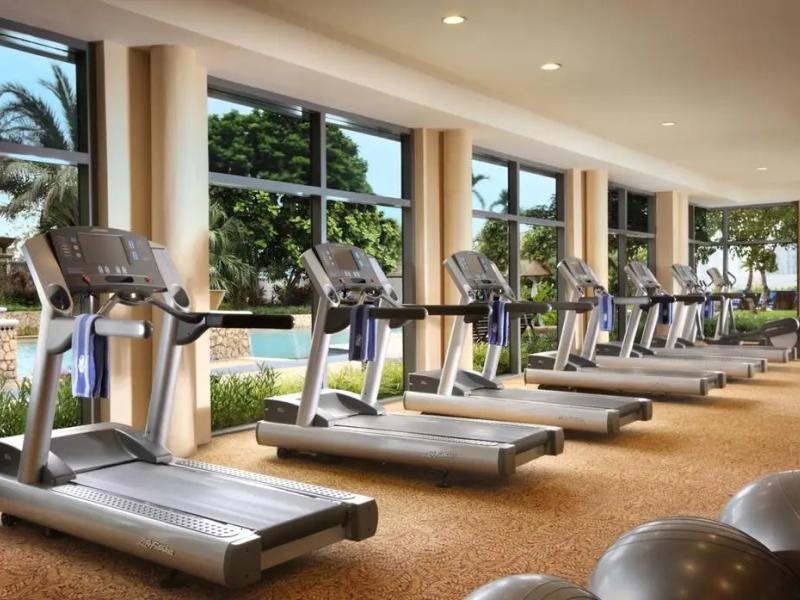 The Ritz-Carlton Jakarta, Mega Kuningan