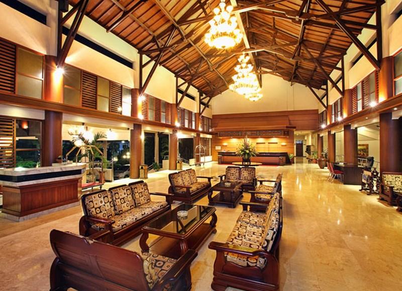 Lombok Raya Hotel