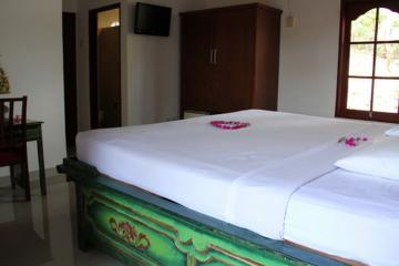 Отель Puri Bunga Beach Cottages Индонезия, о Ломбок, фото 4