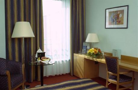 Holiday Inn Budapest-Budaors