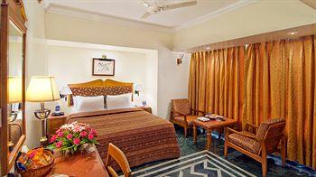 Sarovar Portico