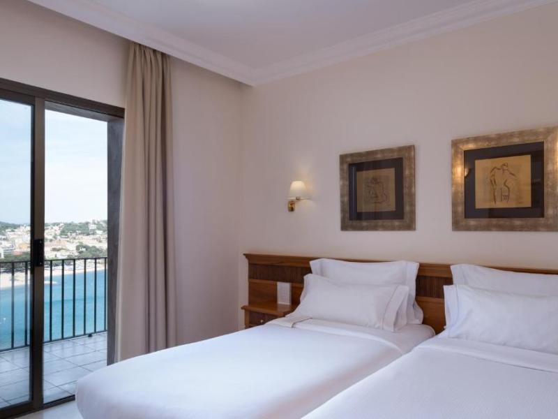 Hotel Montjoi