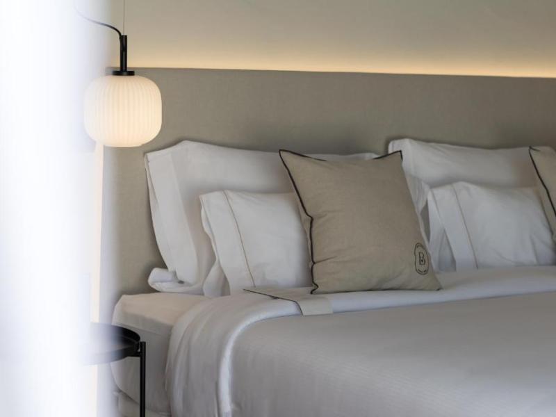 Hotel Montjoi
