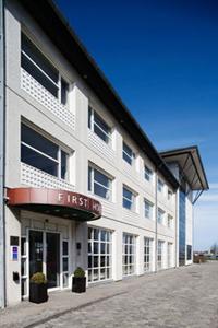First Slotshotel
