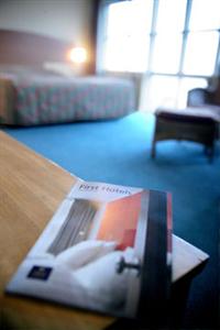 First Slotshotel