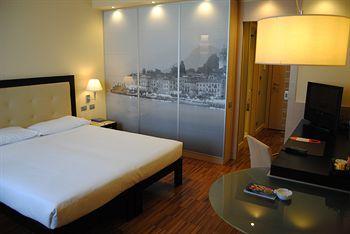 Hotel Cruise