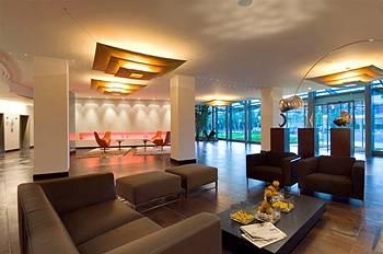 Hotel Cruise