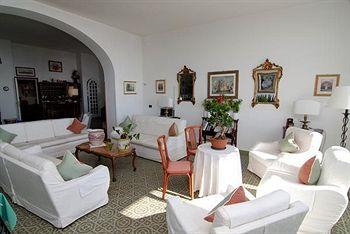 Bellevue Suite