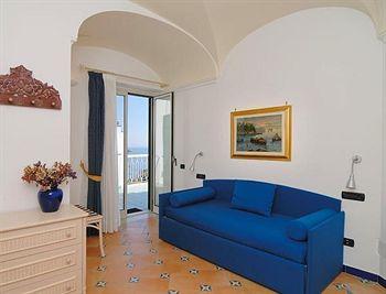 Bellevue Suite