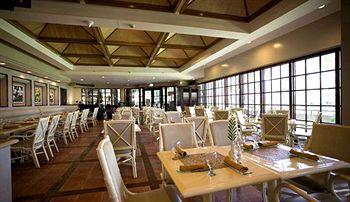 Waterfront Insular Hotel