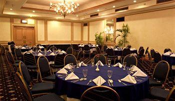 Waterfront Insular Hotel