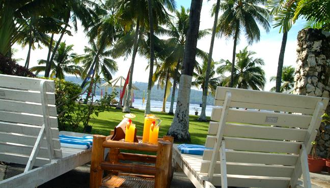 Waterfront Insular Hotel