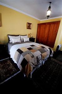 Santiago Hillside Hotel