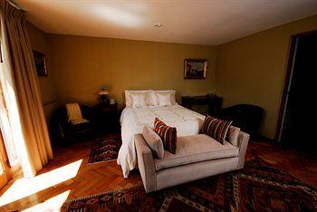 Santiago Hillside Hotel